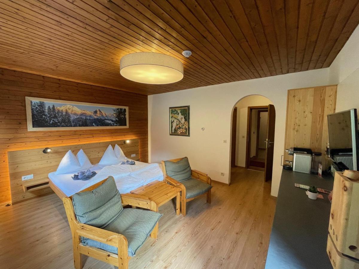 Apartpension Barenwirt Leutasch Exteriör bild